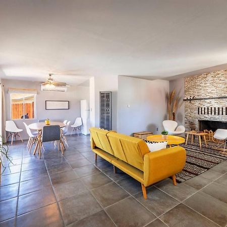 Made In The Shade - Central, Hot Tub, Ac, Sleeps 8 Joshua Tree Exterior photo