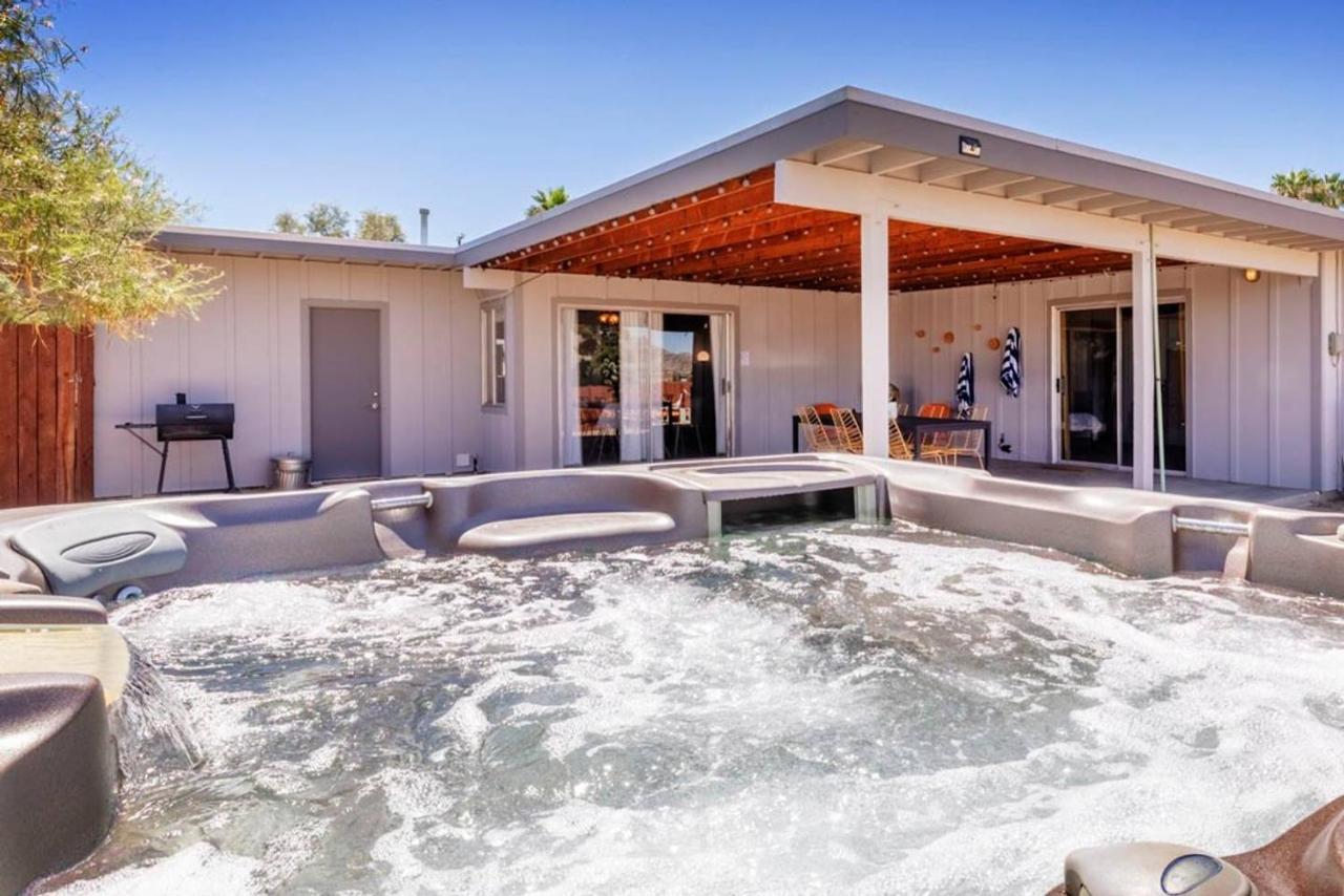Made In The Shade - Central, Hot Tub, Ac, Sleeps 8 Joshua Tree Exterior photo