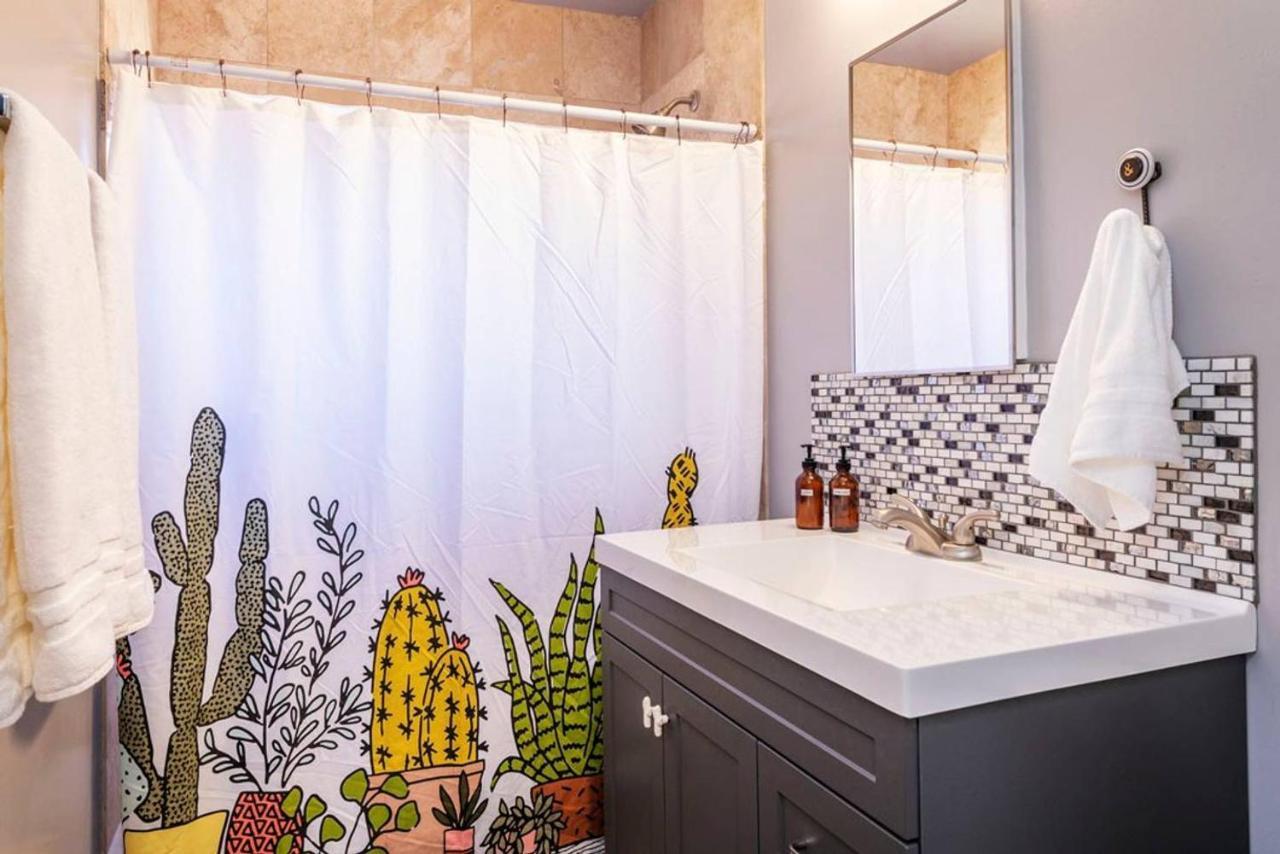 Made In The Shade - Central, Hot Tub, Ac, Sleeps 8 Joshua Tree Exterior photo